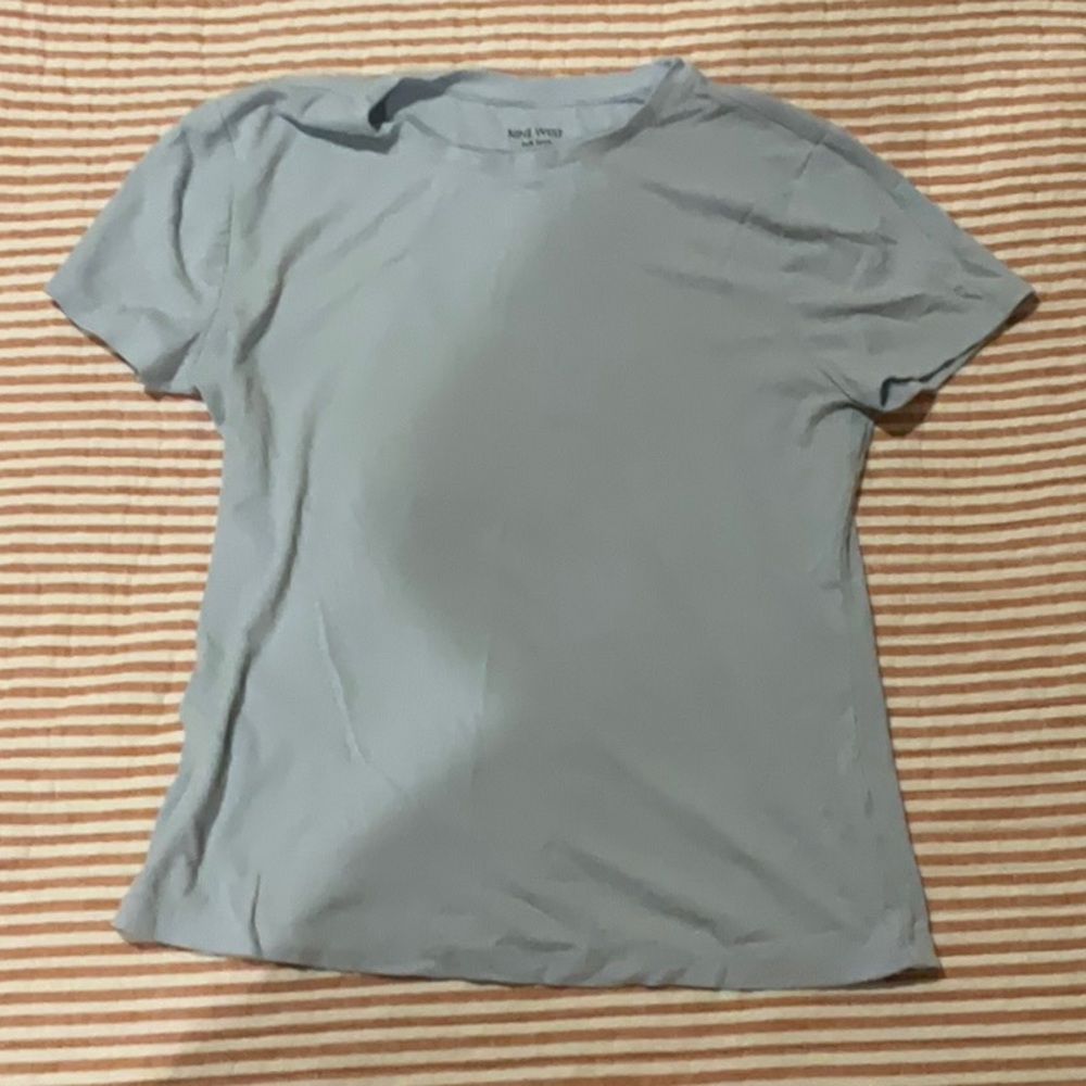 nine west baby blue t-shirt